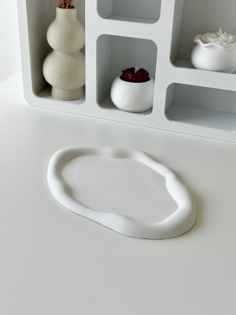 Plateau Cloud Oval